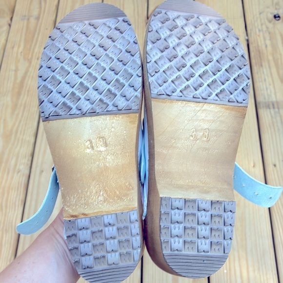 MIA White Leather Clogs - Picture 9 of 11